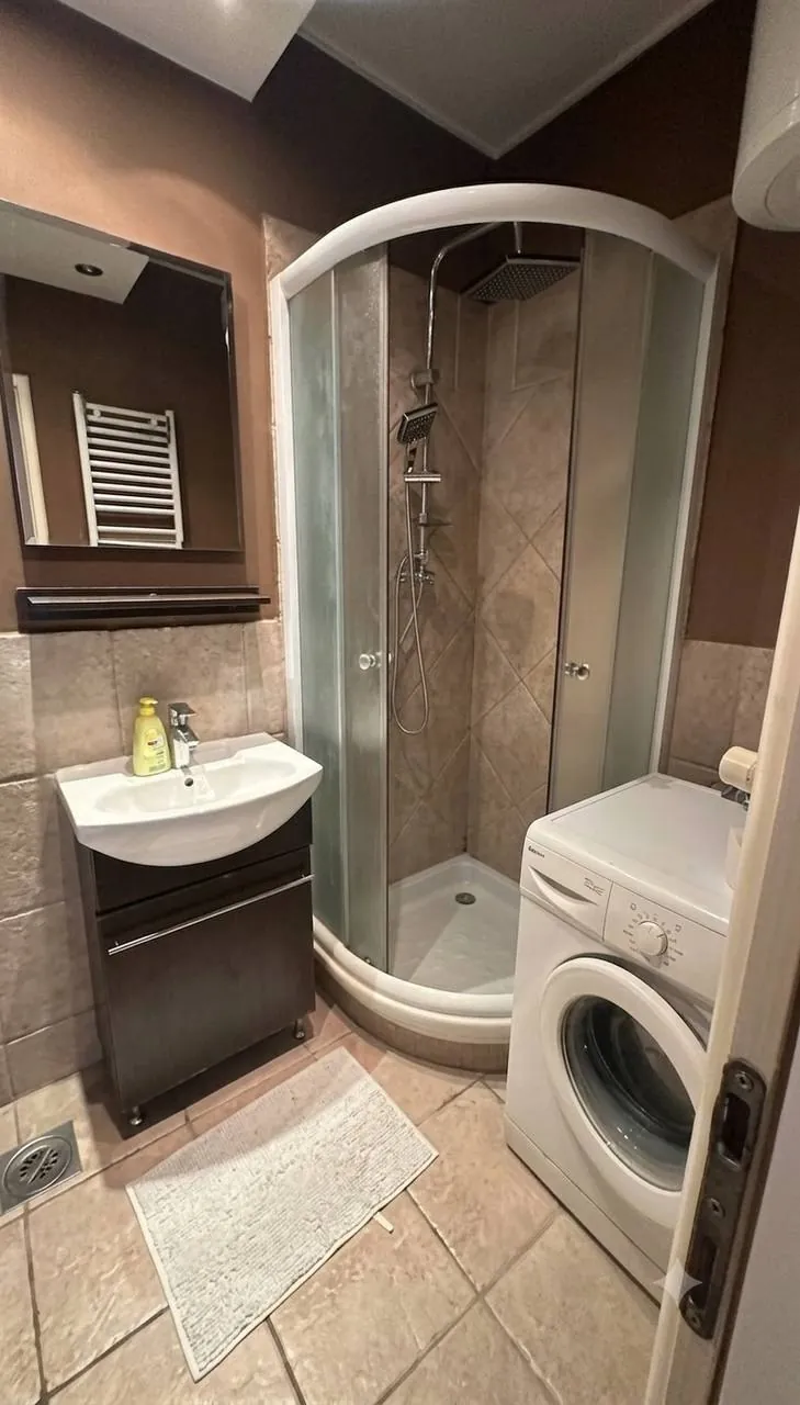 Студия Lux Мириево 400 EUR 3