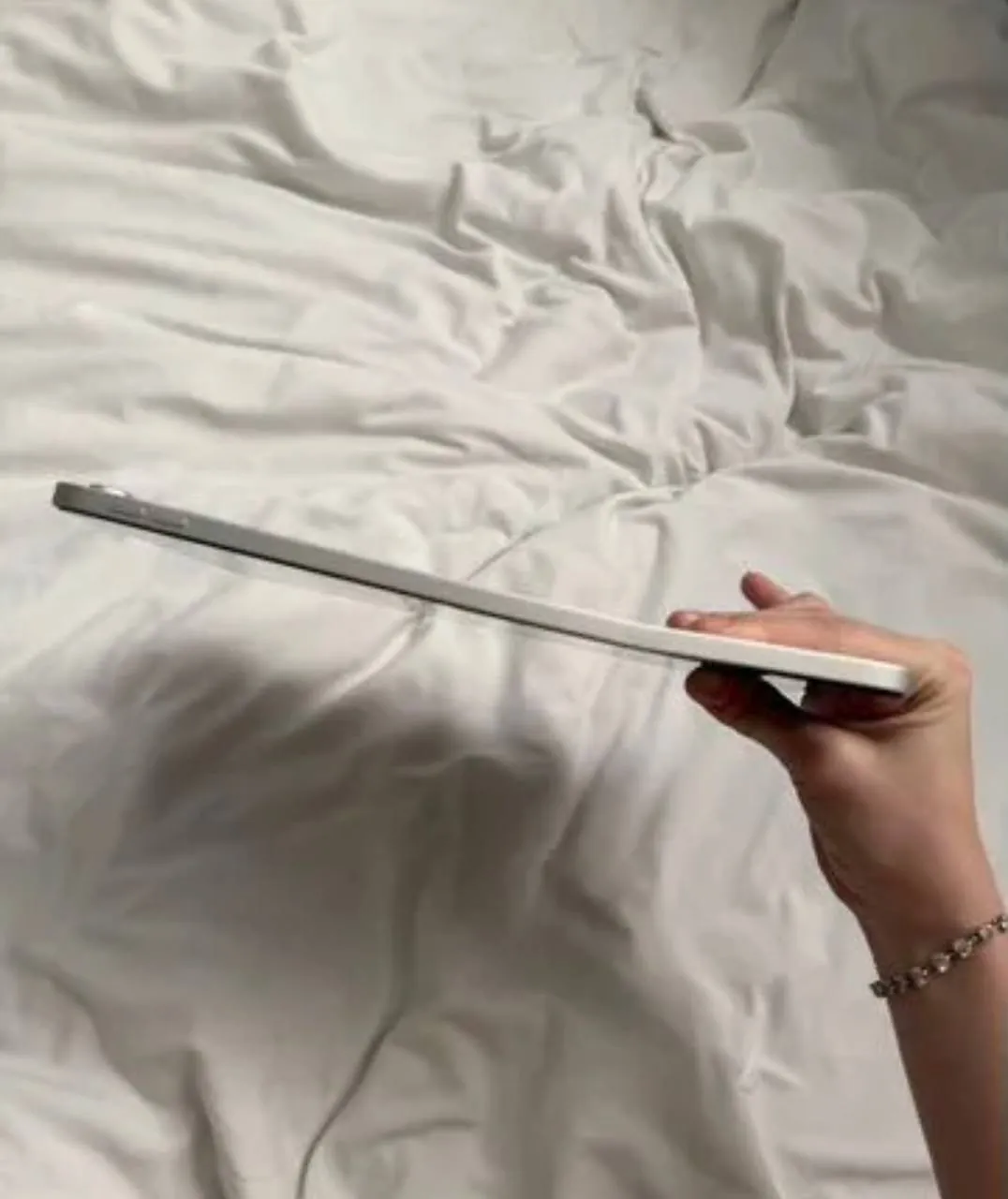 iPad 10 поколения 2022 года 64 ГБ 4