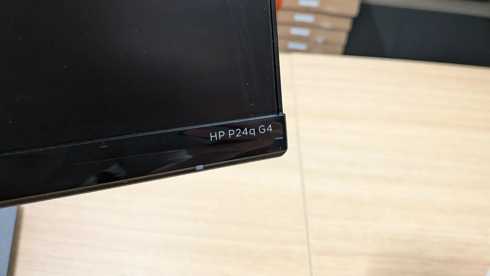 Монитор HP P24q G4 QHD 2K IPS 60Hz 2