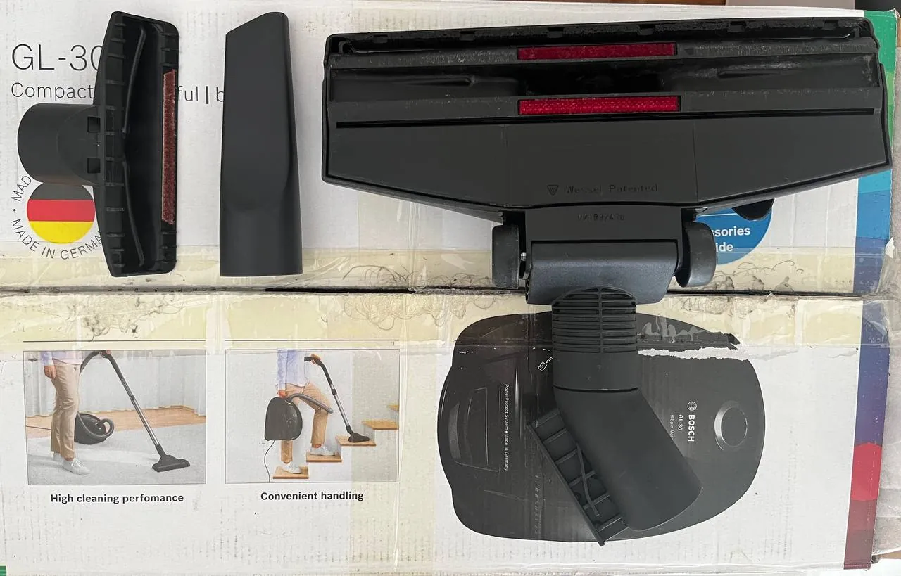 Пылесос Bosch GL-30 2.4 кВт с мешками 3