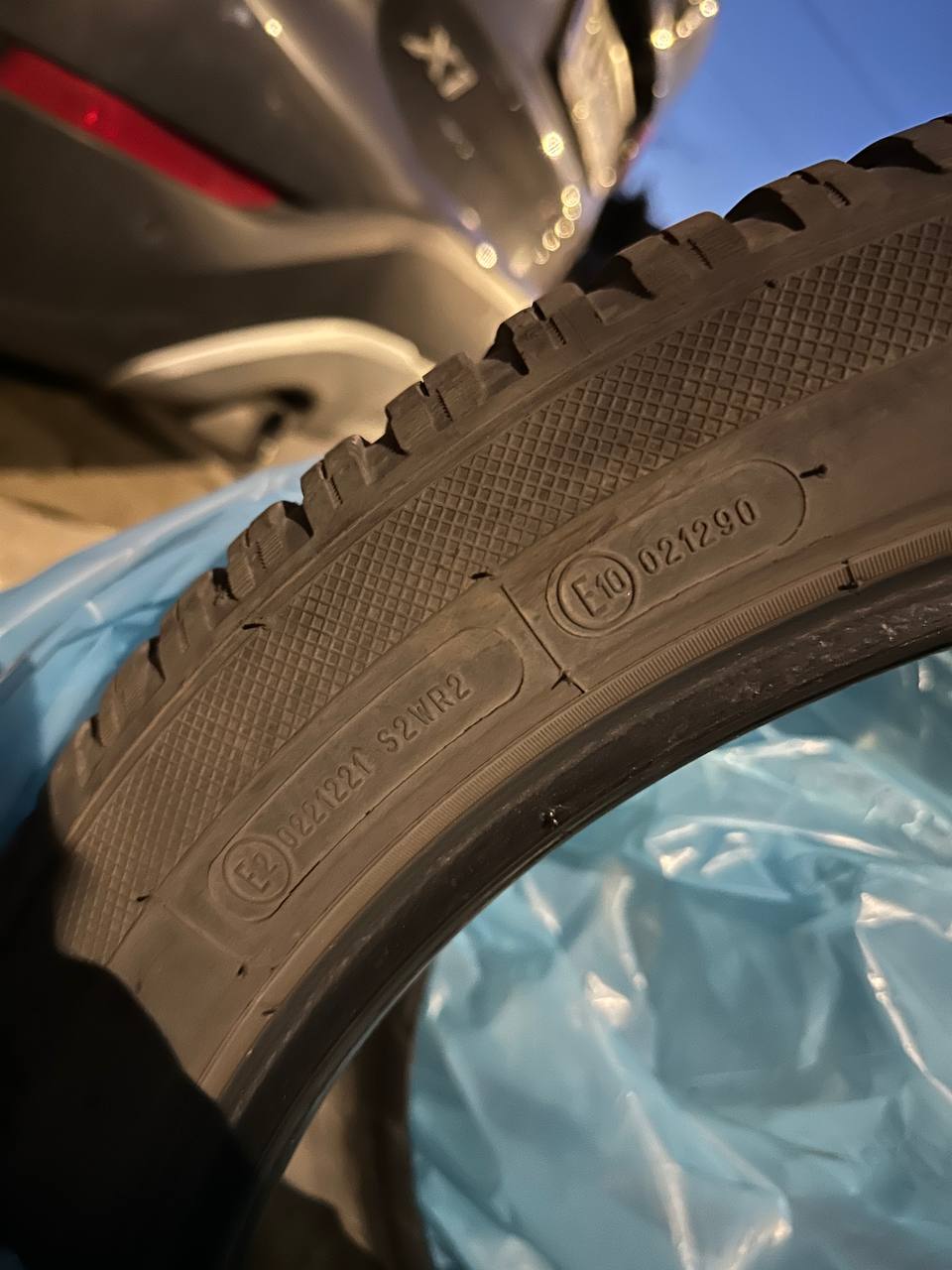 Комплект резины 225/45 R19 7