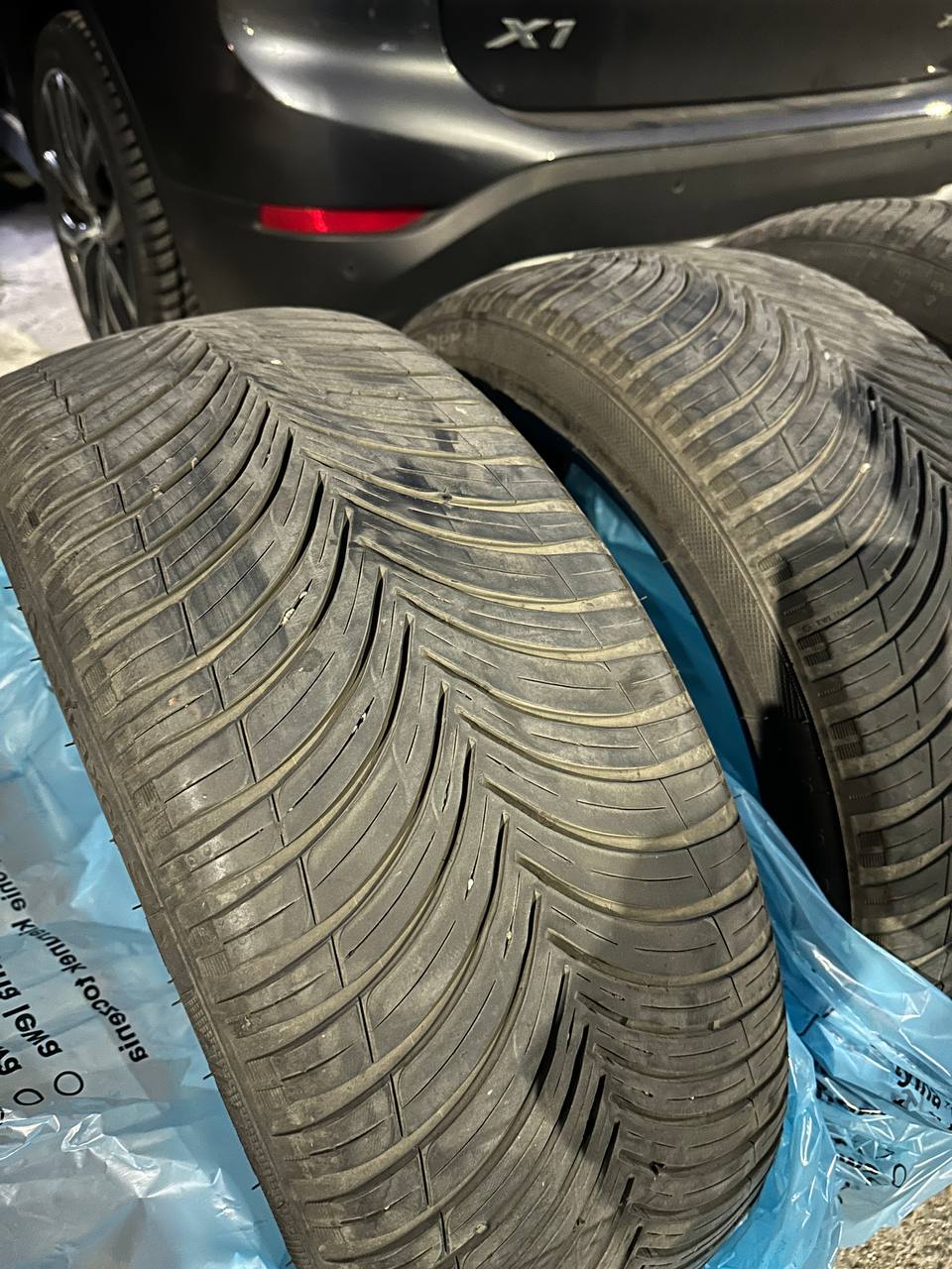 Комплект резины 225/45 R19 3