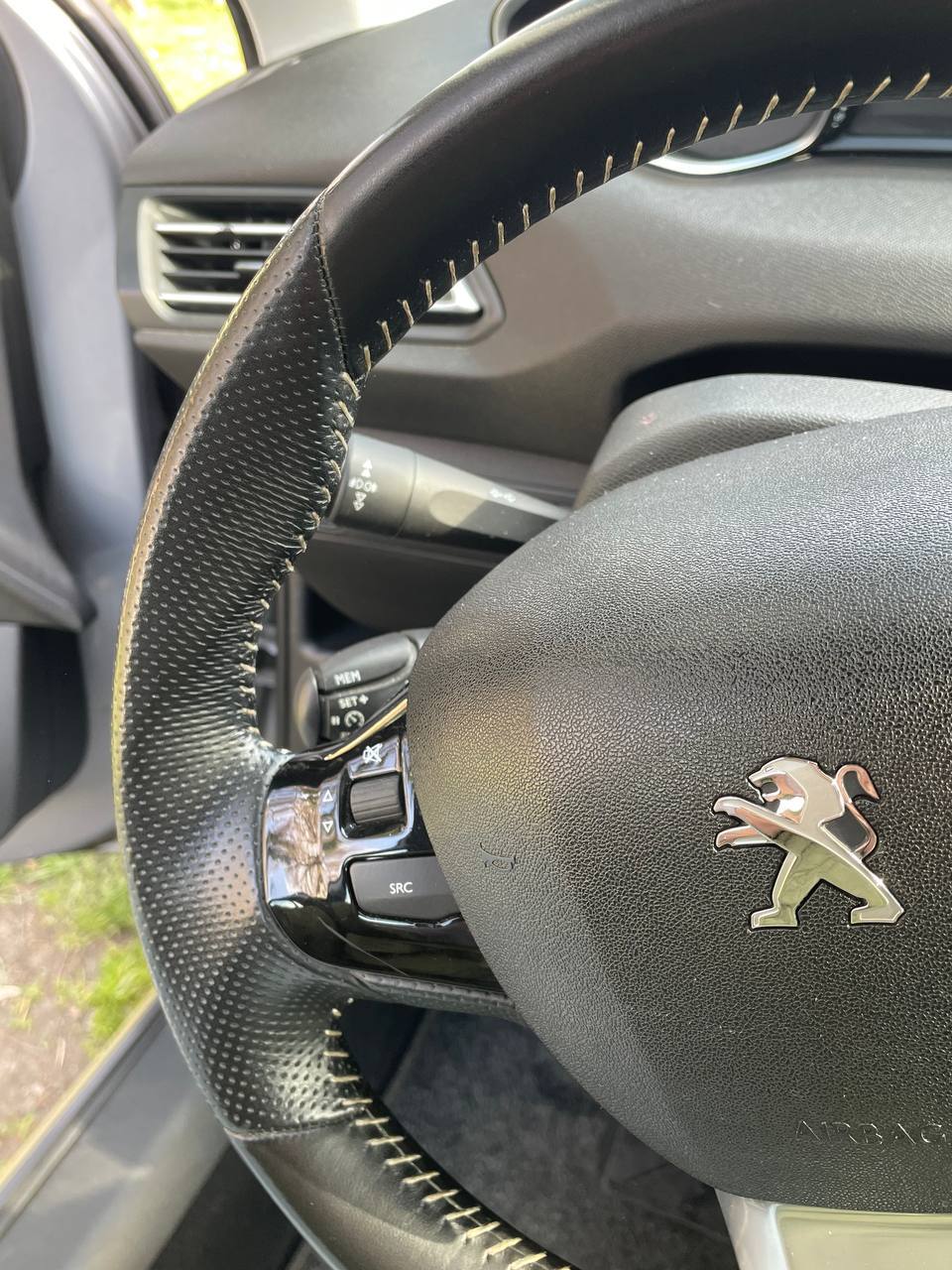 Peugeot 308 Blue HDI 8