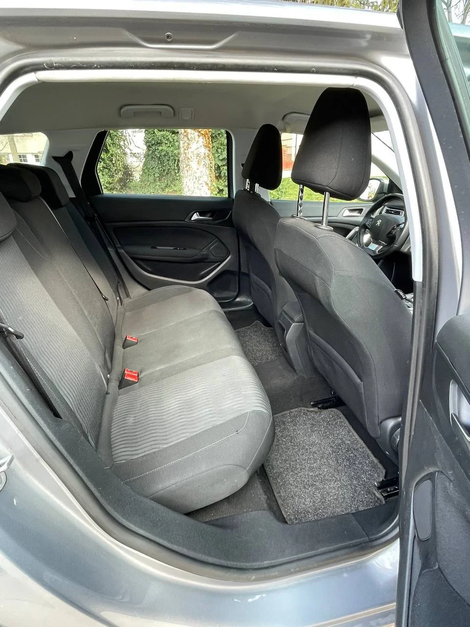 Peugeot 308 Blue HDI 5