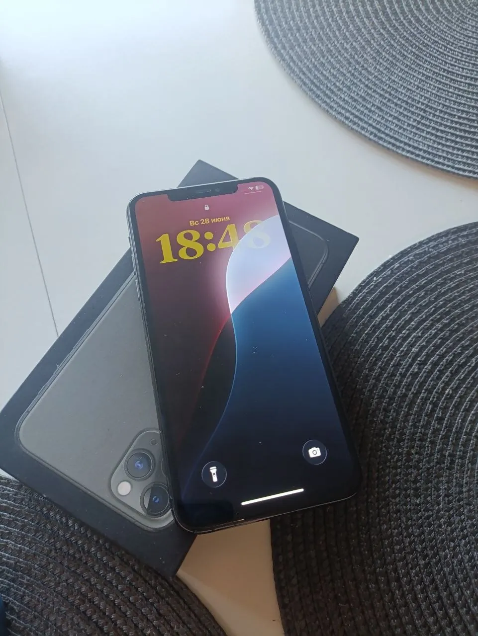 iPhone 11 Pro Max 512 ГБ с дефектами 3