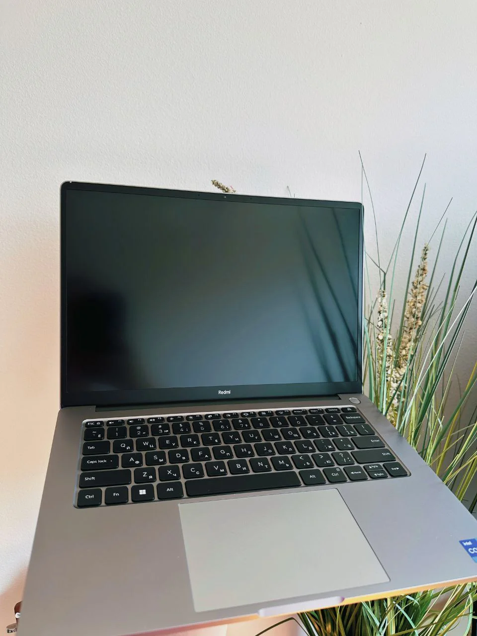 Продаю ноутбук Redmibook 14 pro 1