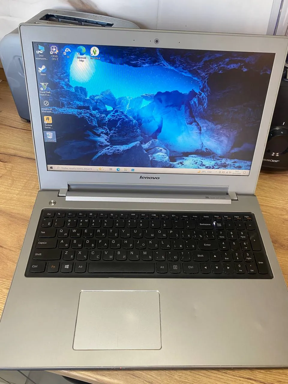 Ноутбук Lenovo Z510 и веб-камера 1080p 1