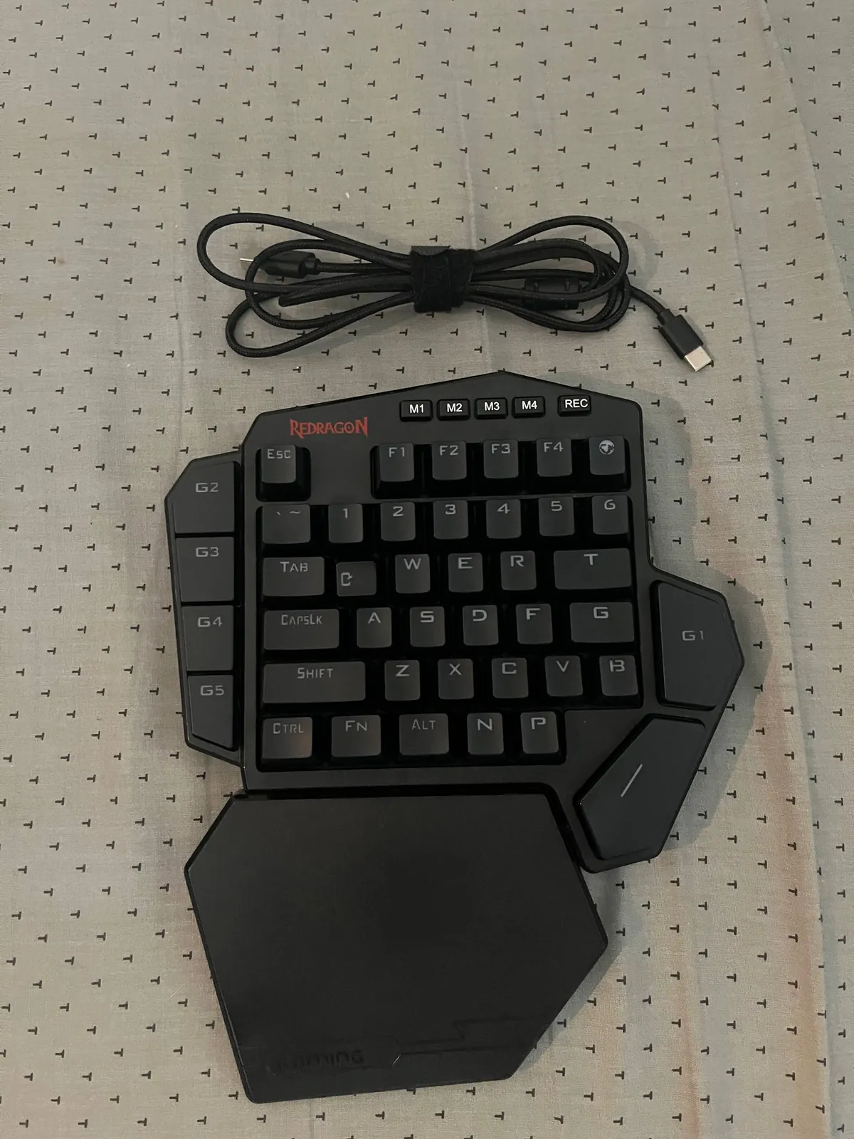 Клавиатура Redragon Diti K585 RGB механическая 1