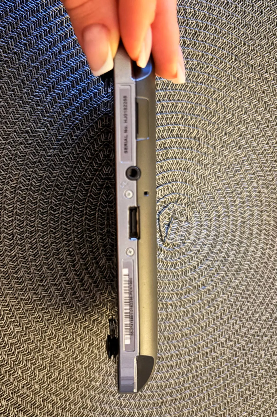 PS Vita OLED PCH-1000 с аксессуарами 5