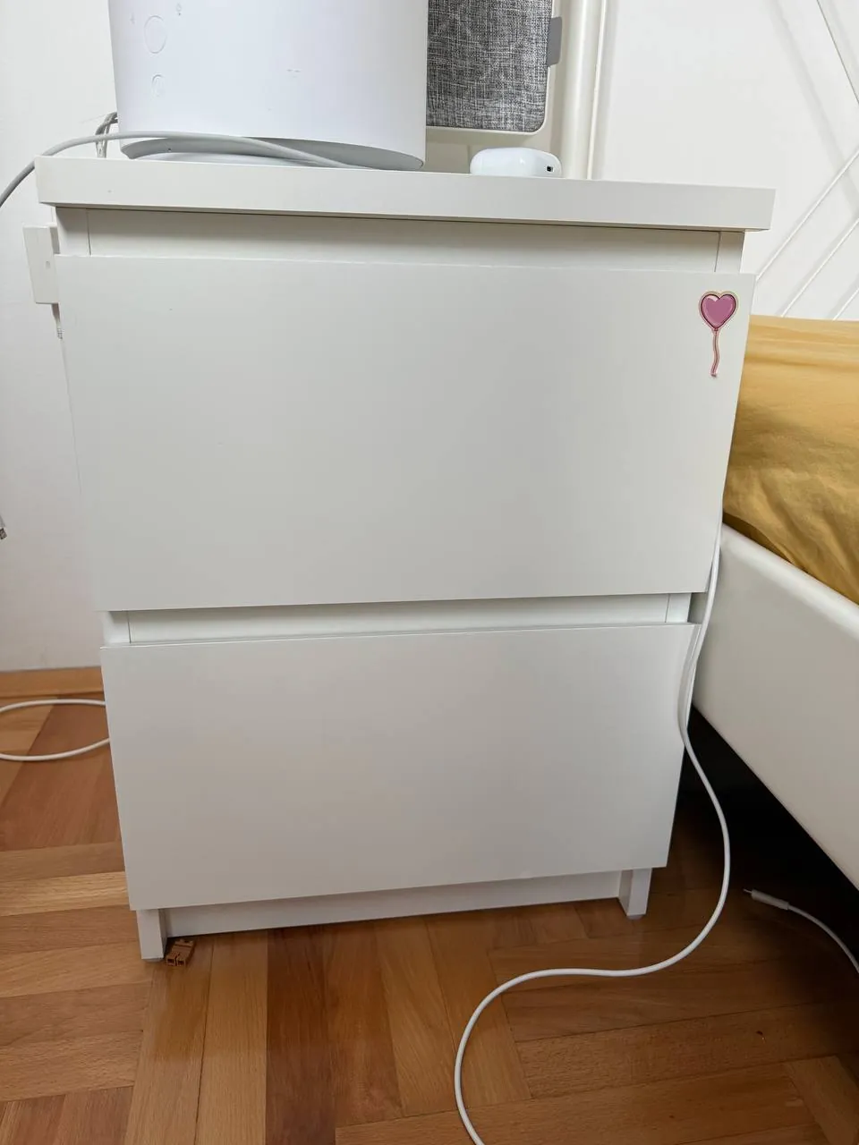Мебель IKEA и шторы лот: комод, шкаф SONGESAND, кровать KURA 1