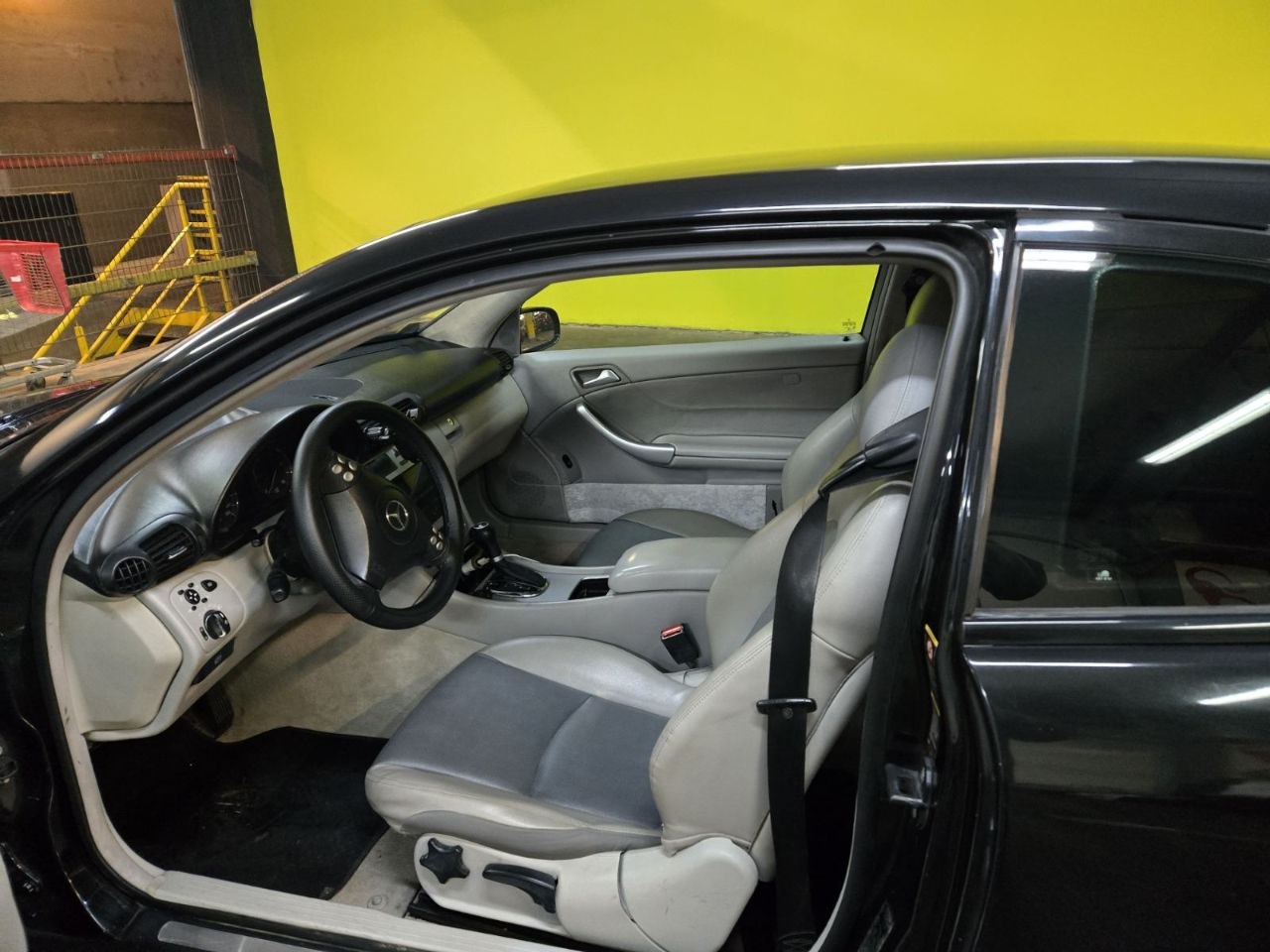 Мерседес Бенц 2005 года 6