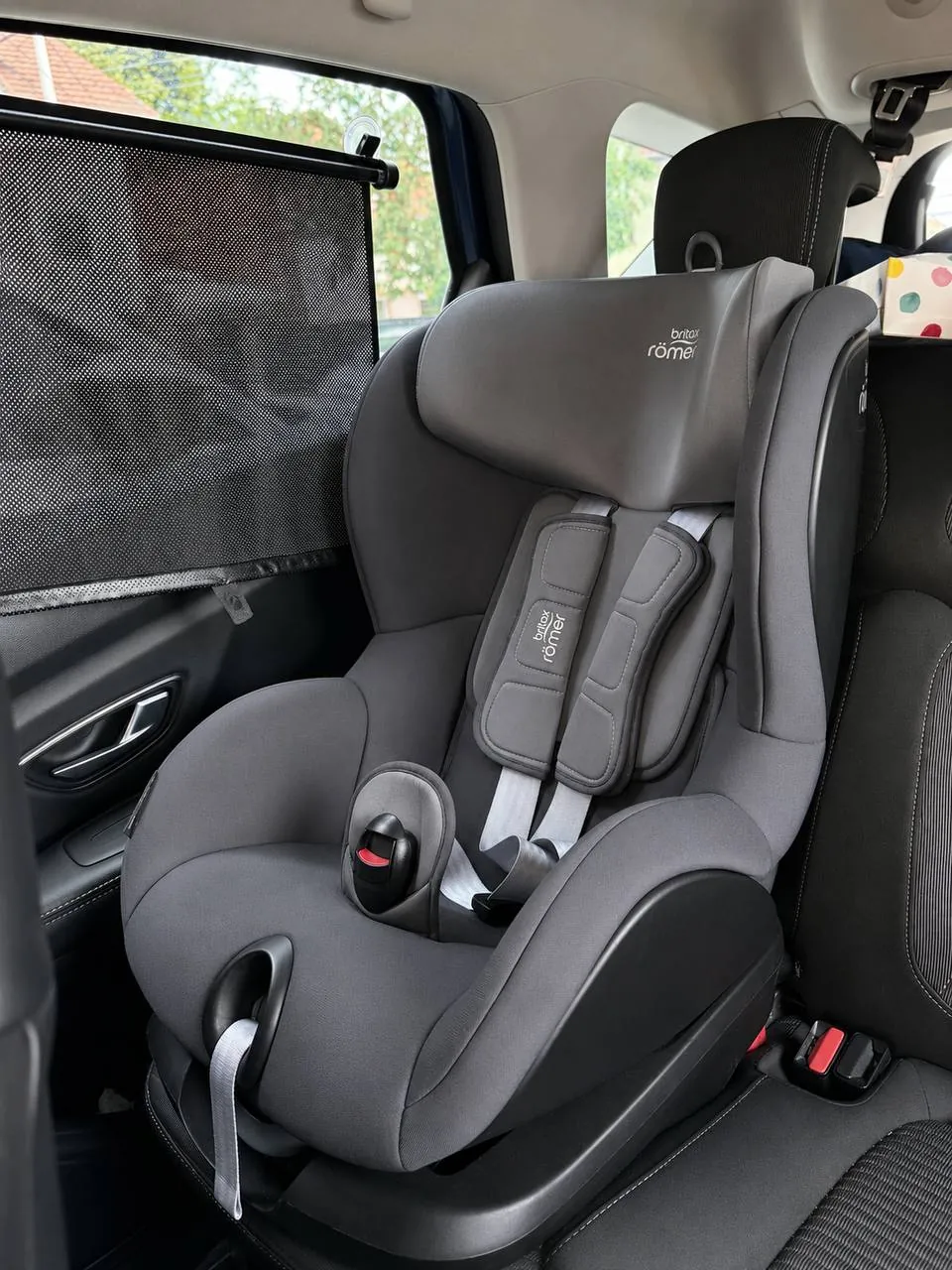 Детское автокресло Britax Römer TRIFIX 2 i-SIZE 1