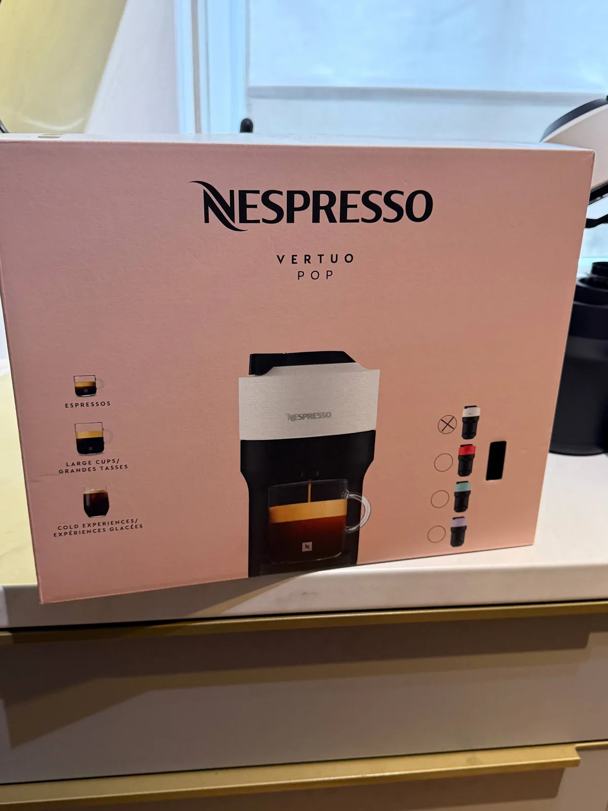 Кофемашина Nespresso Vertuo Pop белая с капсулами 4
