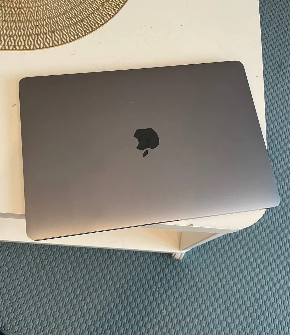 MacBook Pro 13 2019 8GB/128GB Touch Bar 1