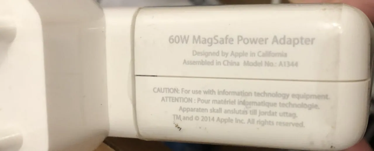 Зарядное Apple MagSafe 1 60Вт MacBook L-разъём 2