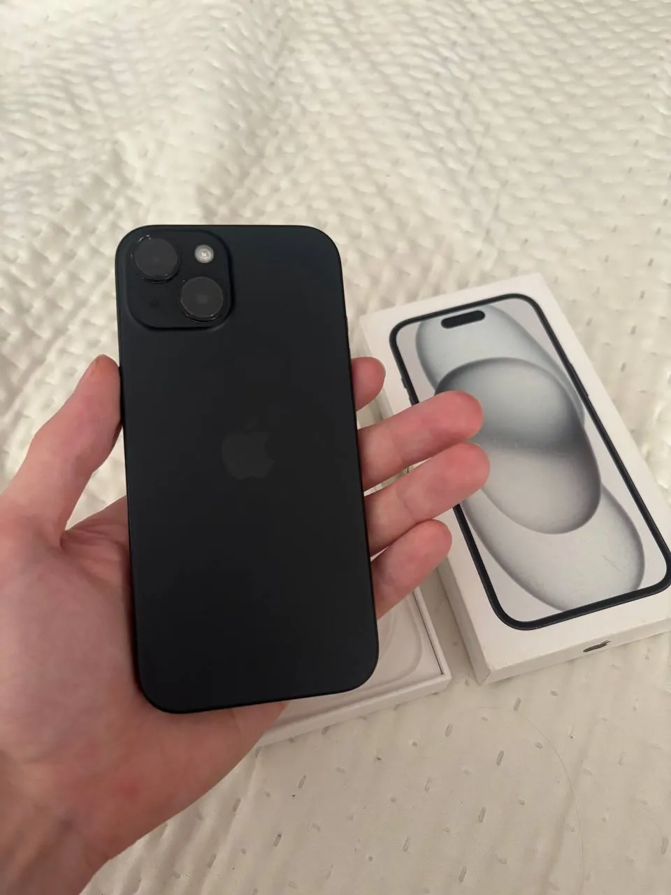 iPhone 15 Black 128GB акб 86 процентов 2
