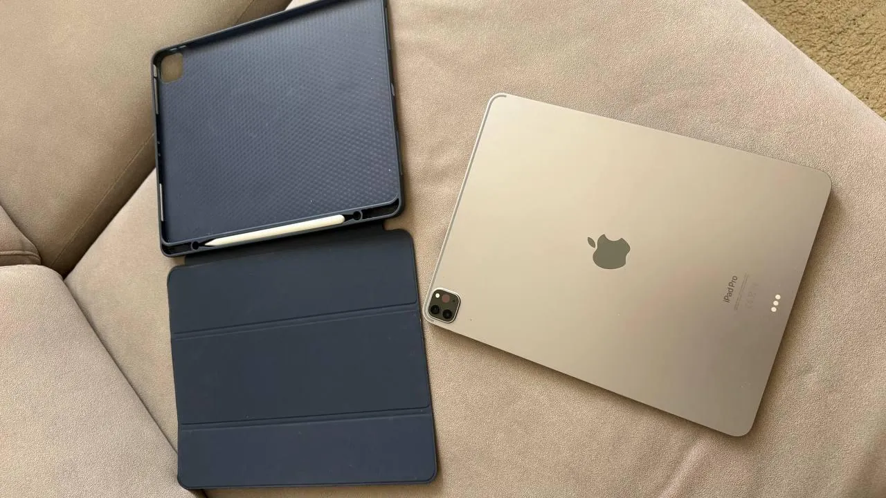 iPad Pro 12.9 M2 Wi-Fi 128GB стилус чехол идеальное 3