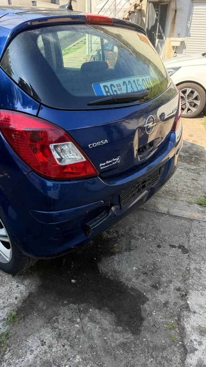 Opel Corsa D 1.3 CDTi 2010 после ДТП 3
