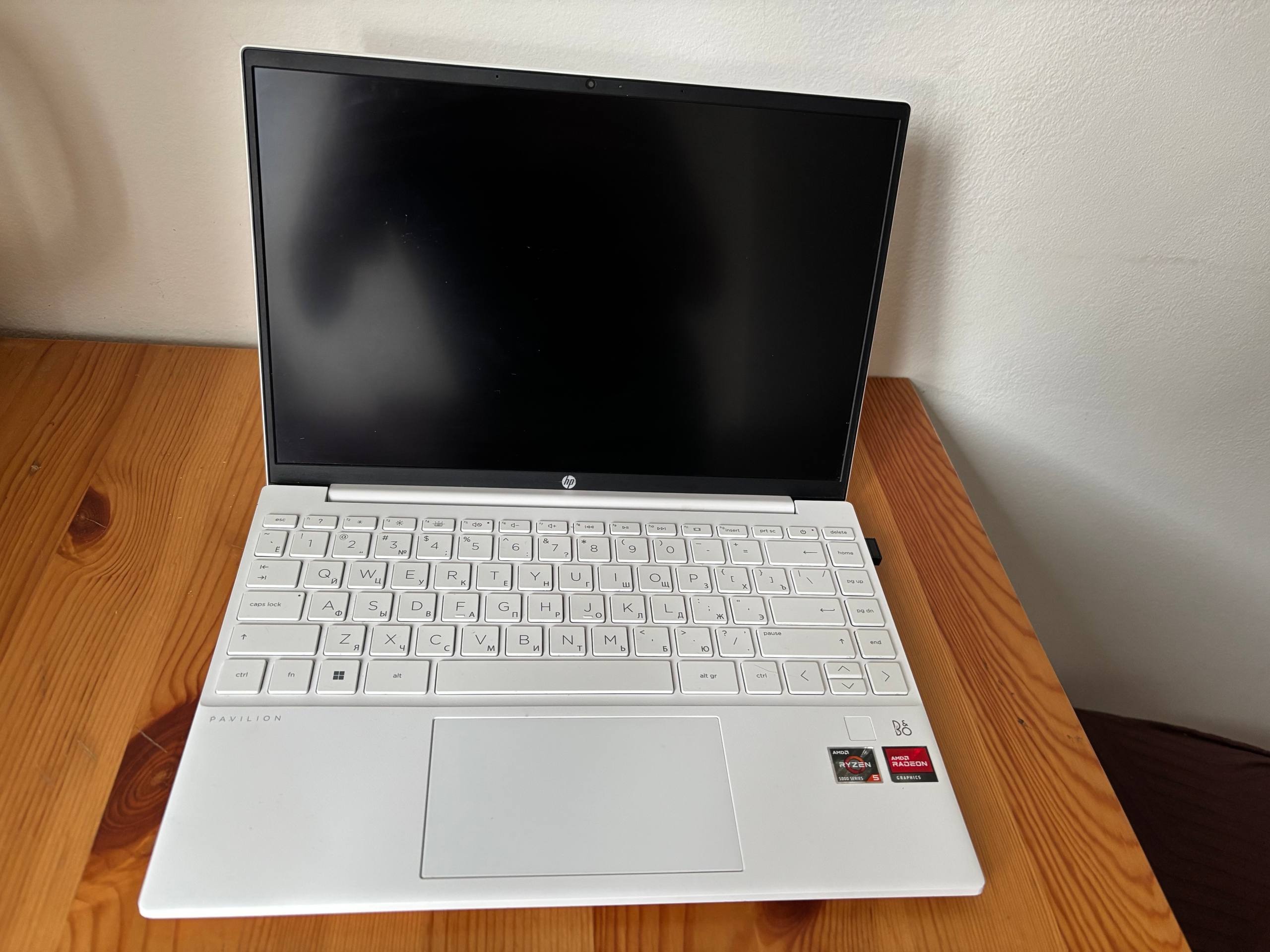 Ноутбук HP Pavilion 1