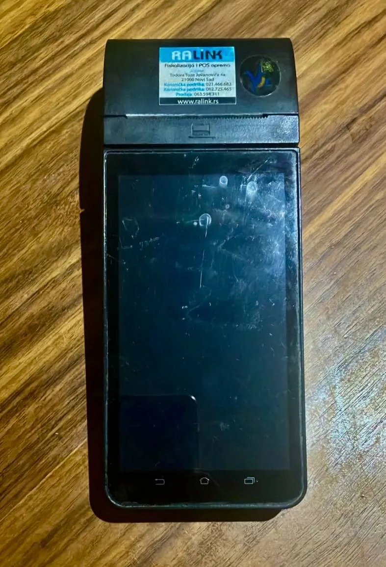Касса и 4G роутер б/у 1