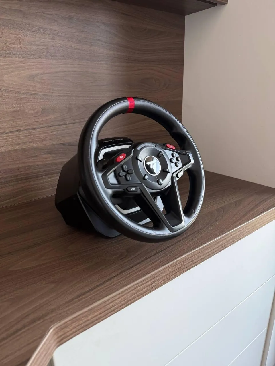 Руль Thrustmaster T128 1