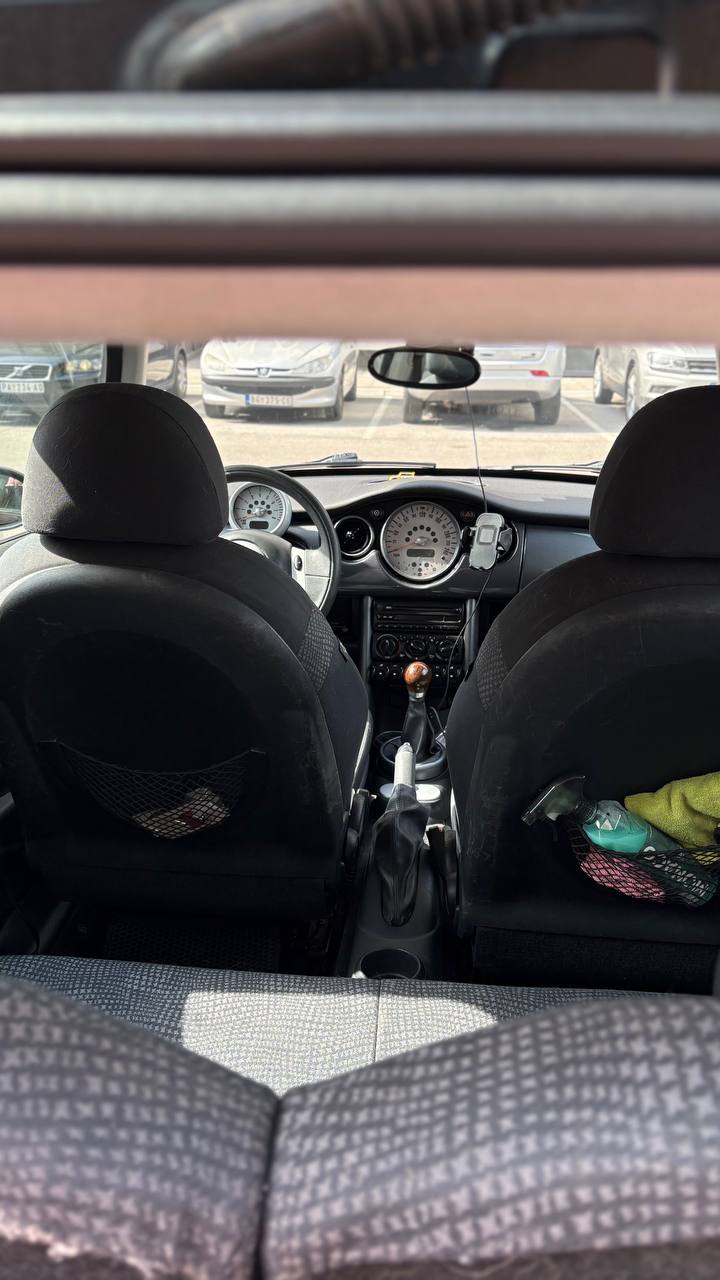 Mini Cooper one 1.6 5