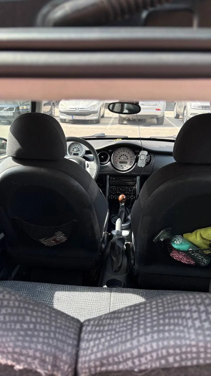 Mini Cooper one 1.6 5