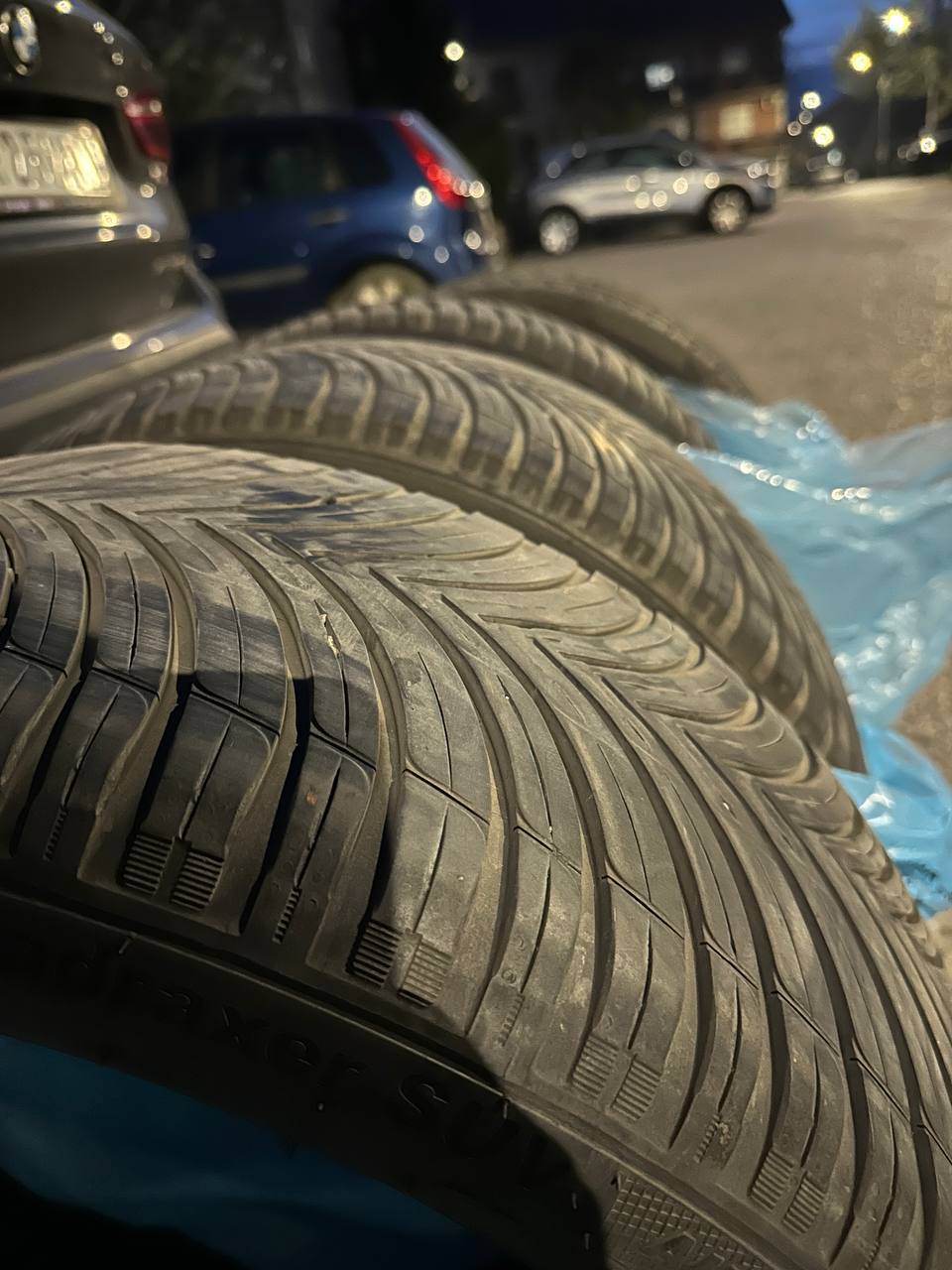 Комплект б/у резины 225/45 R19 5