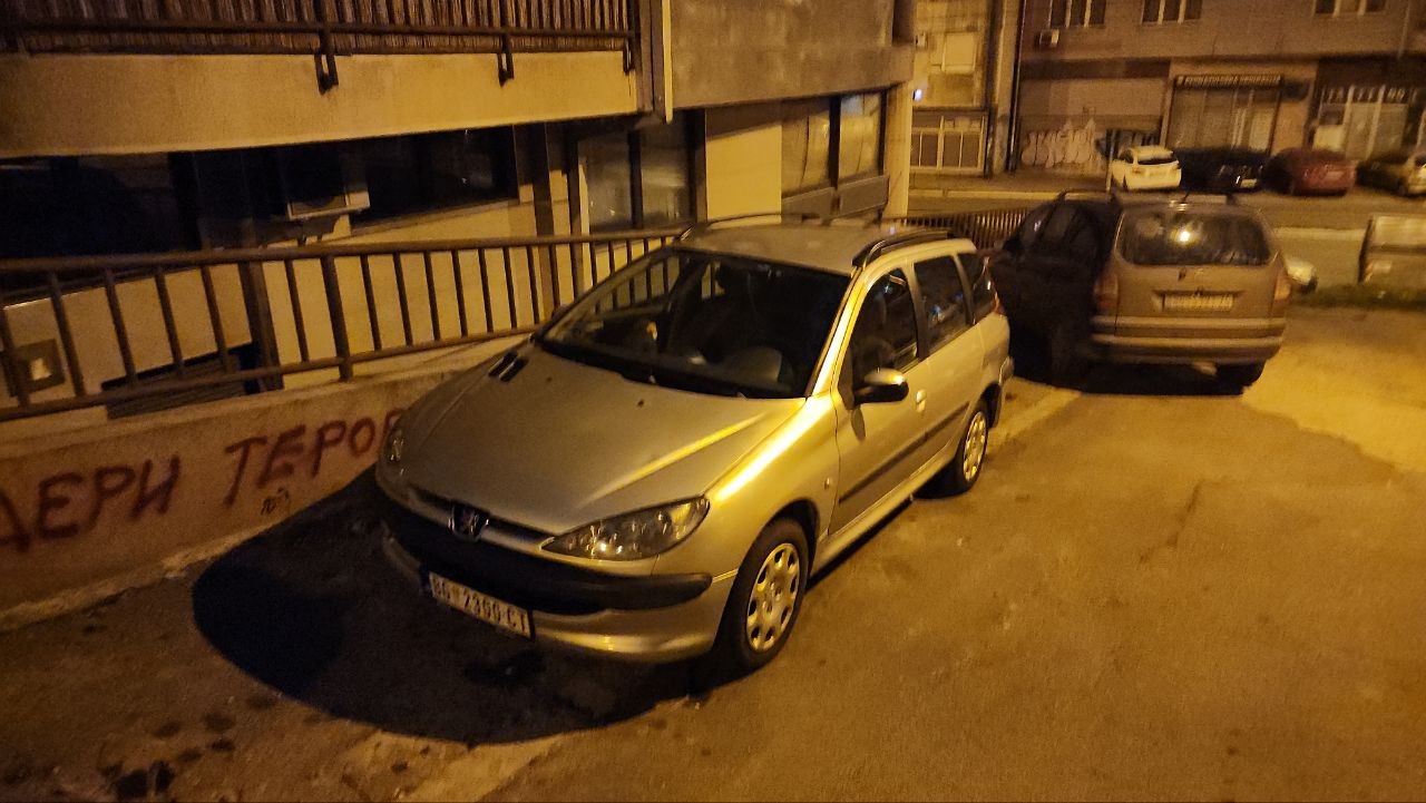 Peugeot 206 SW 6