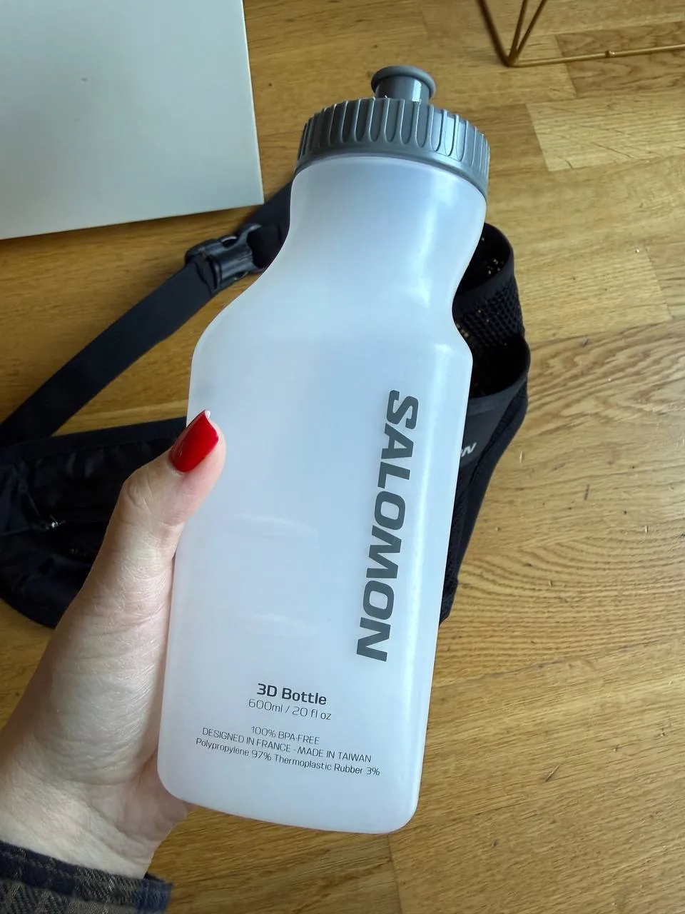 Косуха H&M сумка Salomon духи Byredo пижама 2