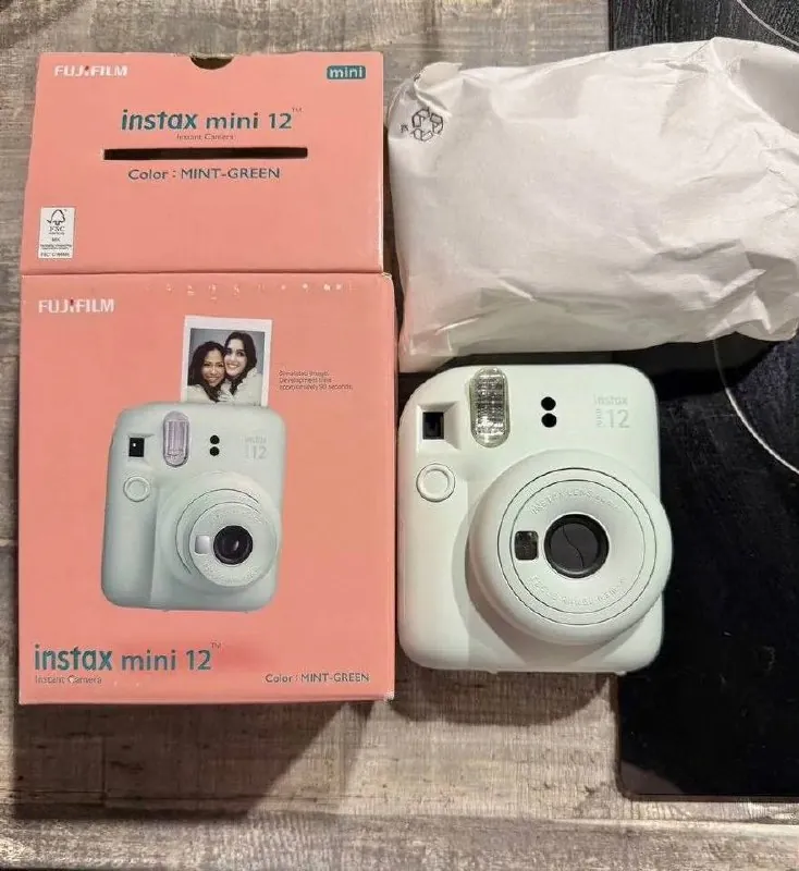 Fujifilm Instax Mini 12 мятный новый 1