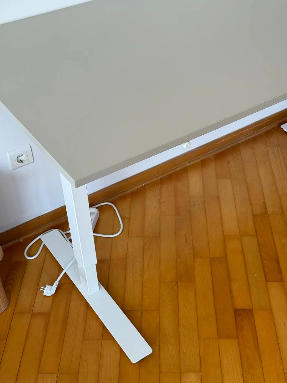 Стол с подъёмным механизмом sit-stand новый Белград 2