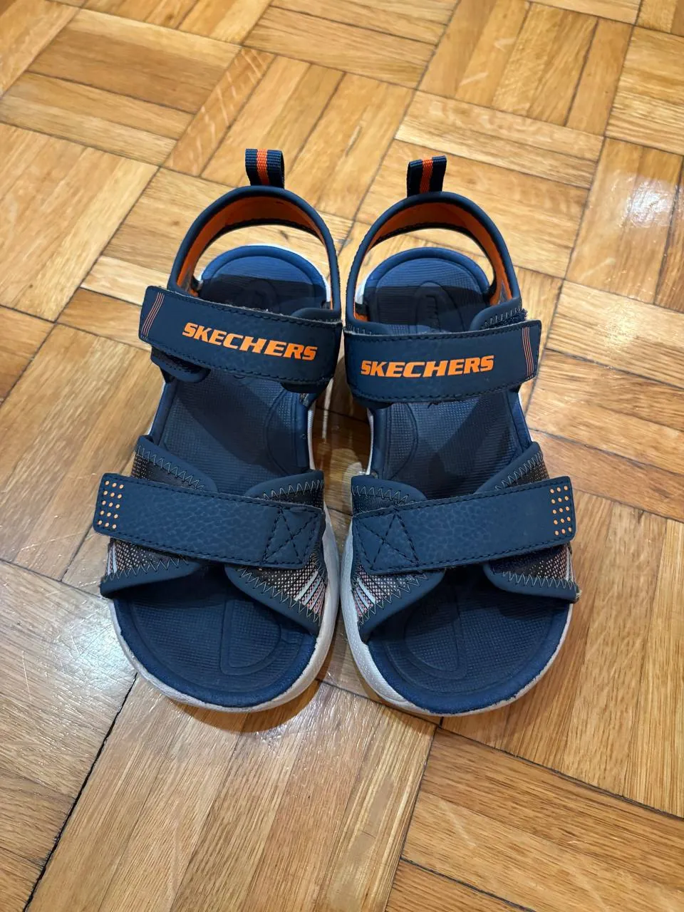 Детская обувь Skechers Dr. Kong Decathlon 2