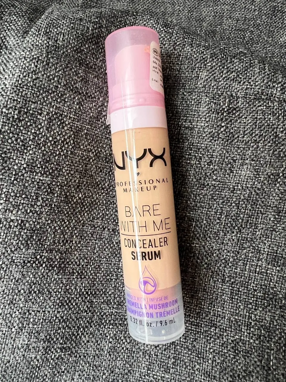 Консилер NYX vanilla почти новый 1