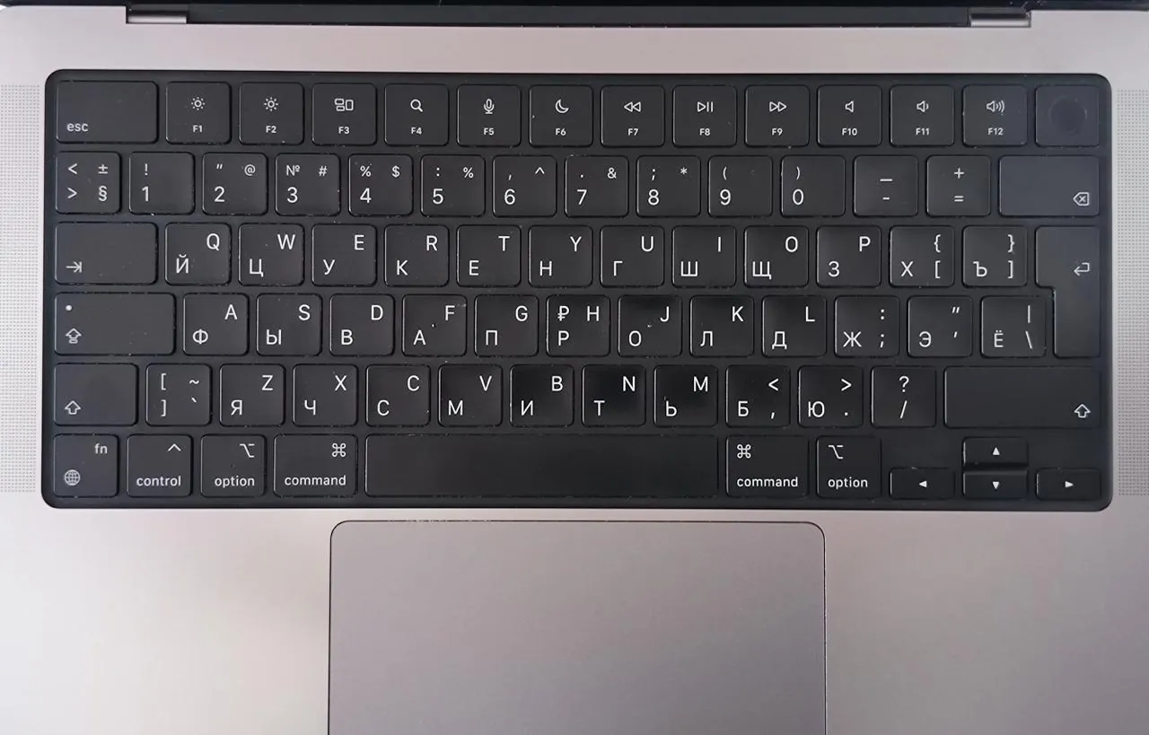 MacBook Pro 14 2021 M1 Pro 16GB 3