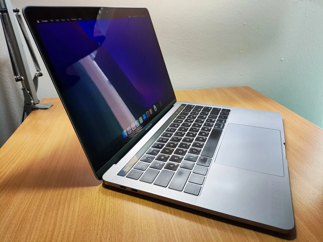 MacBook Pro 13 2016 i7 16GB 1TB SSD 3