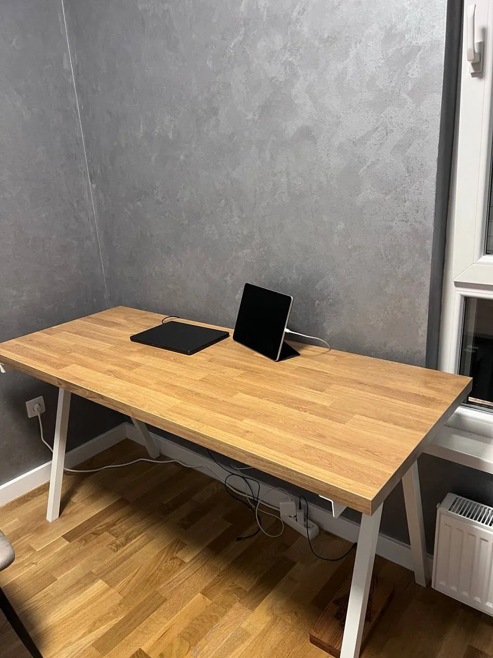 Рабочий стол IKEA 160 см, компоненты 1
