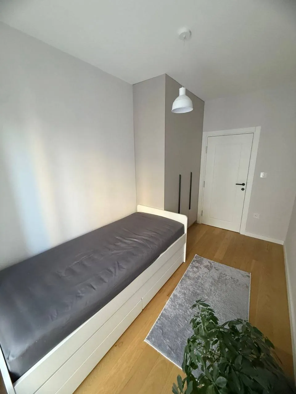 Аренда квартиры Чукарица Баново Брдо 50м² 970 EUR 2