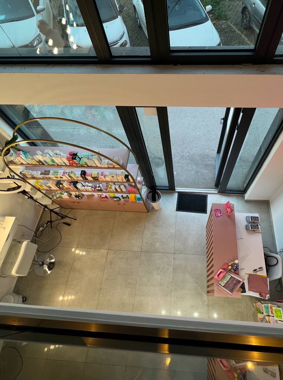 Комплект мебели для салона 3