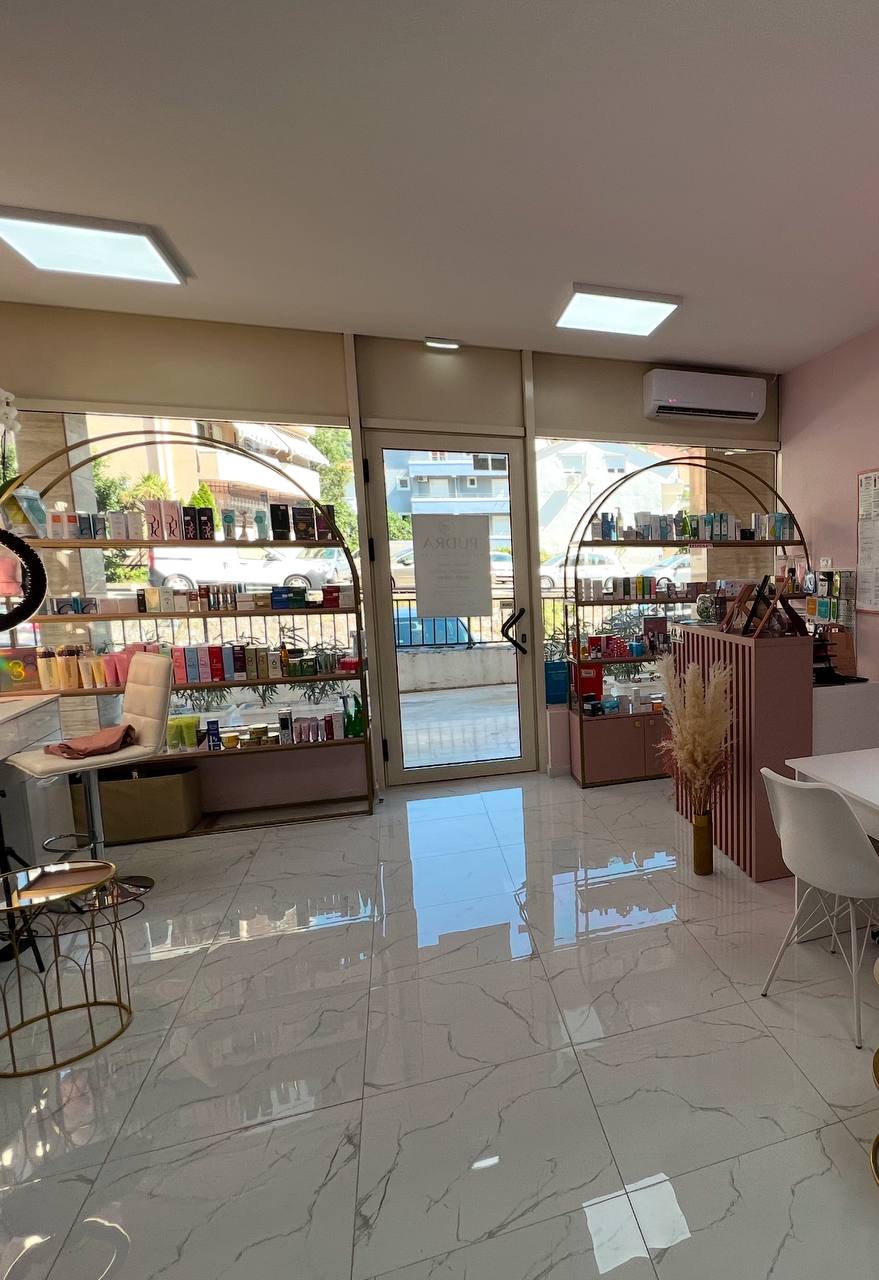 Комплект мебели для салона 1