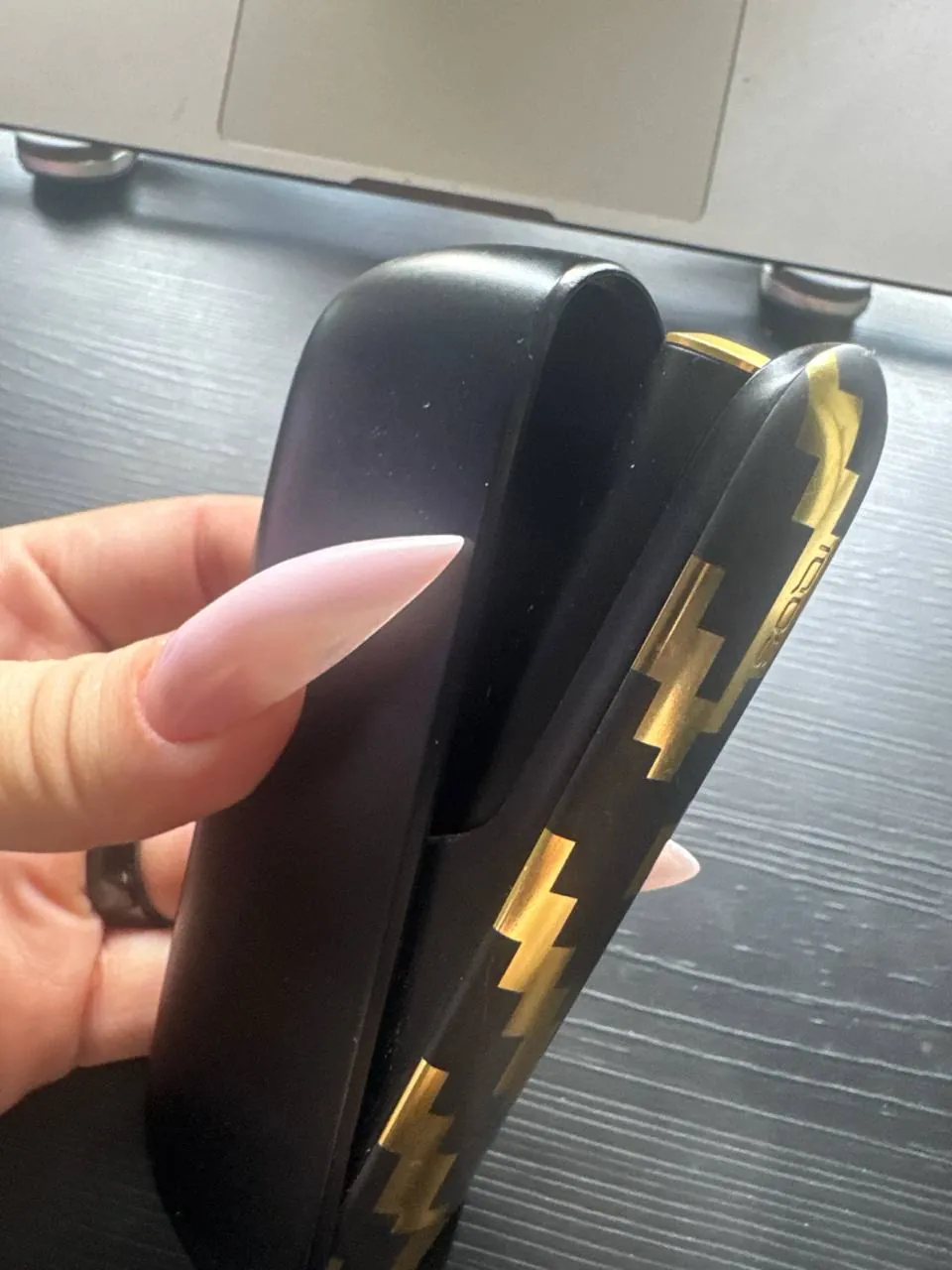 IQOS Iluma x Seleti коллаборация 1