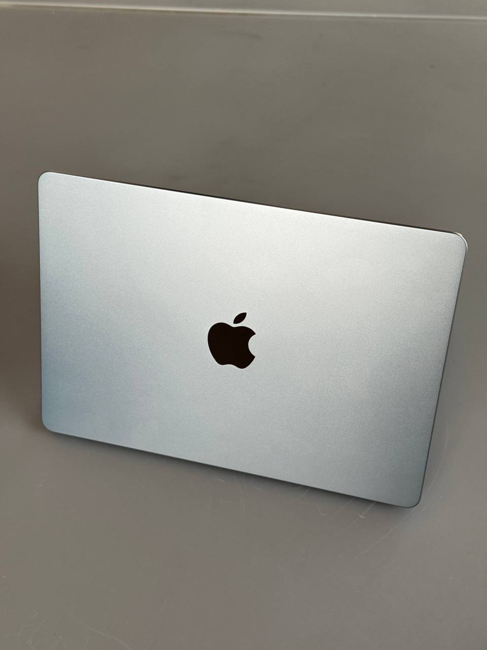 iPhone Air 256GB Gold 6