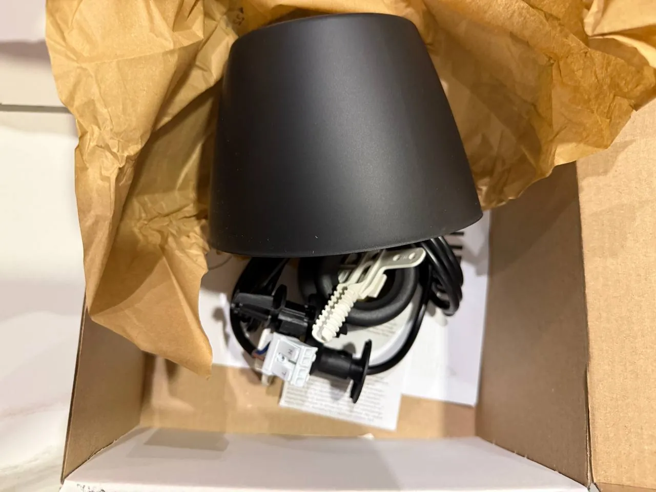 Светильники IKEA KABOMBA и SKURUP новые 7
