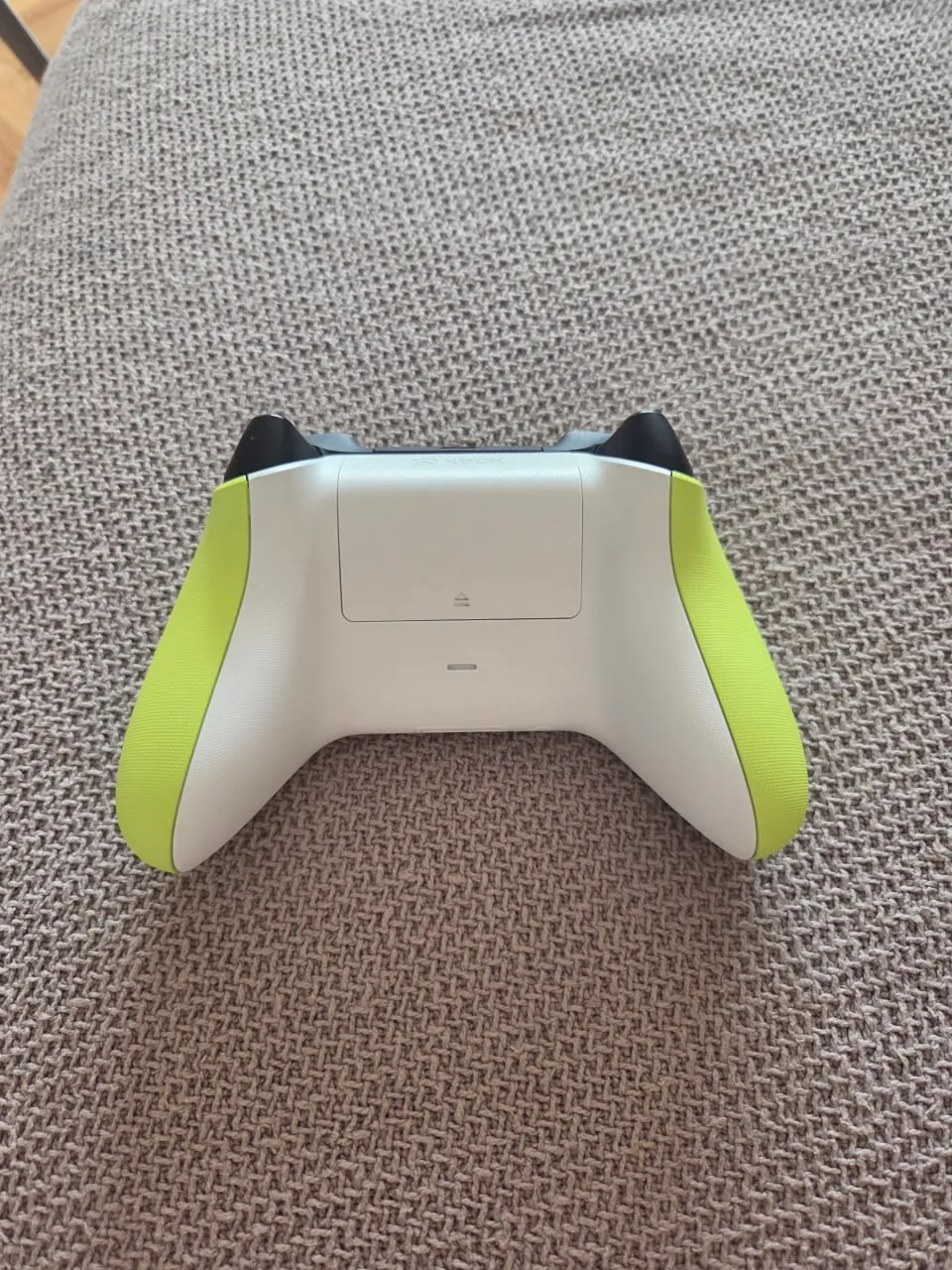 Джойстик XBOX Electric Volt беспроводной 2