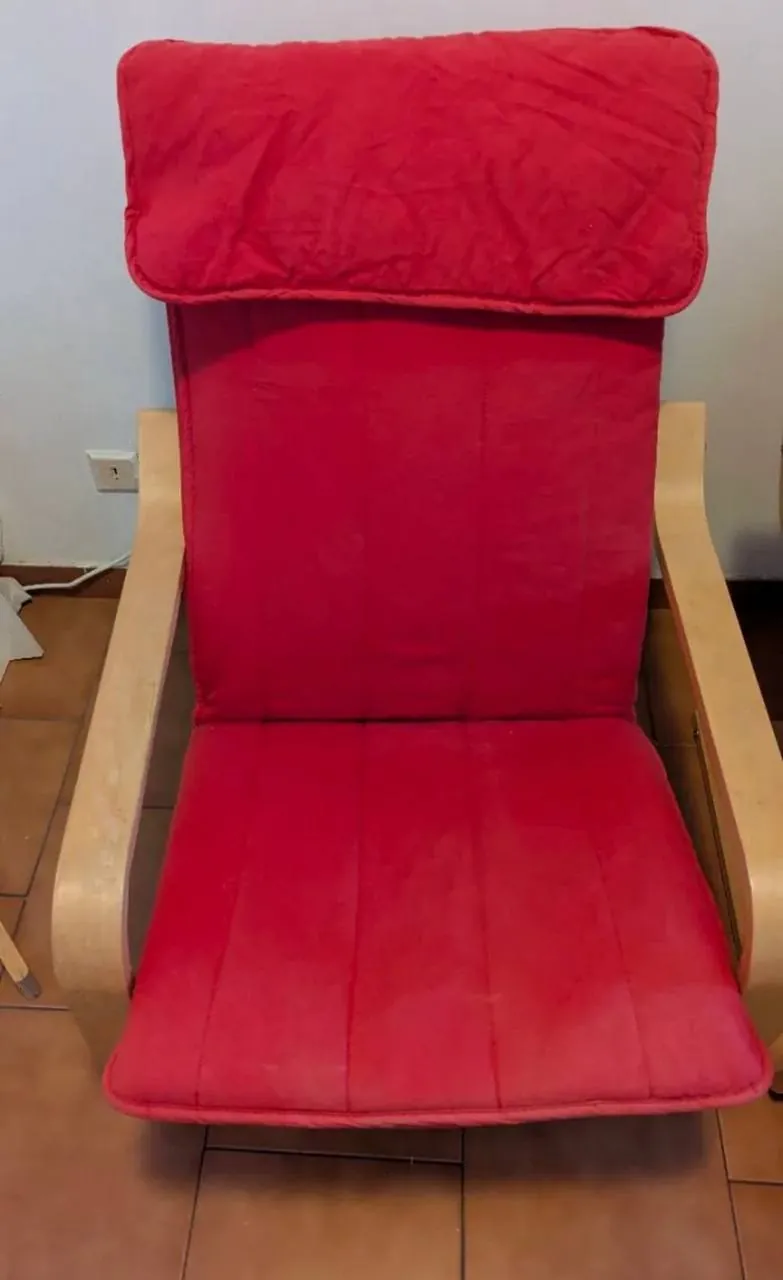 Кресла и танкетка IKEA POÄNG 2