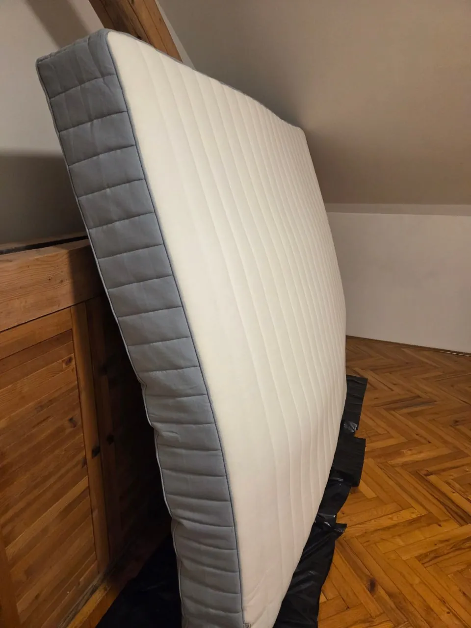 Матрас IKEA VALEVÅG 180×200 см 2