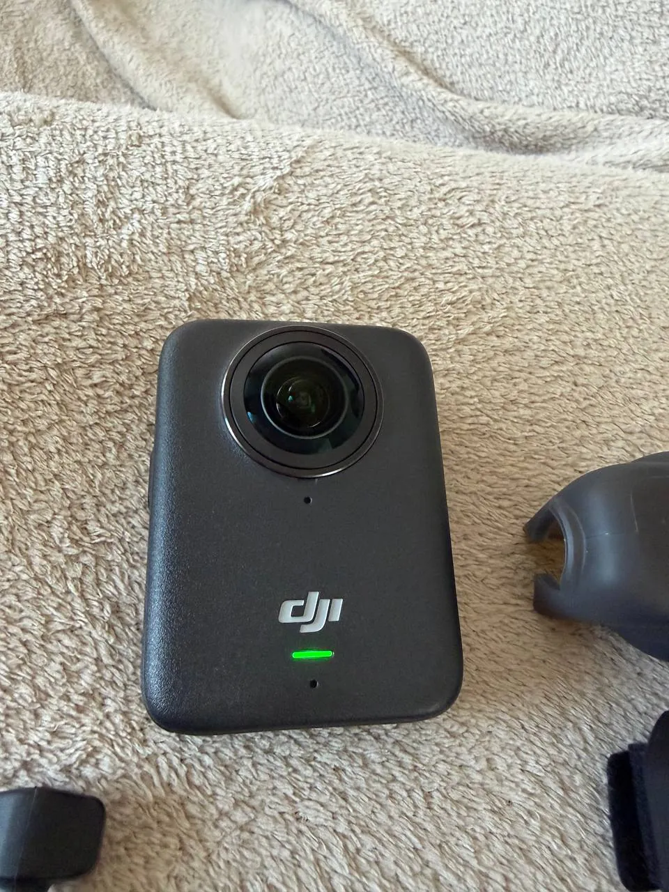 DJI Osmo 360 новая и DJI Mic Mini микрофон 3
