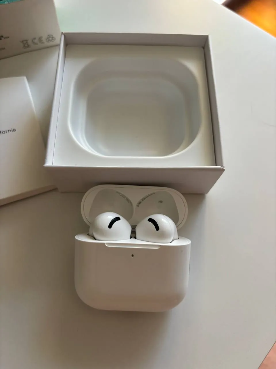Наушники Apple AirPods 4 ANC новые 3