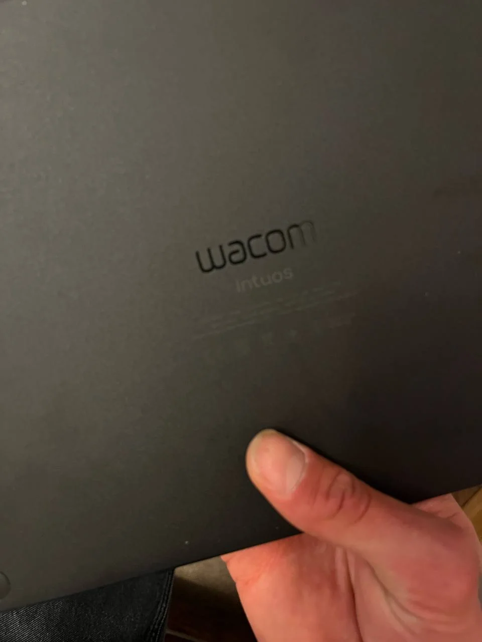 Продаю Wacom Intuos M Bluetooth 2