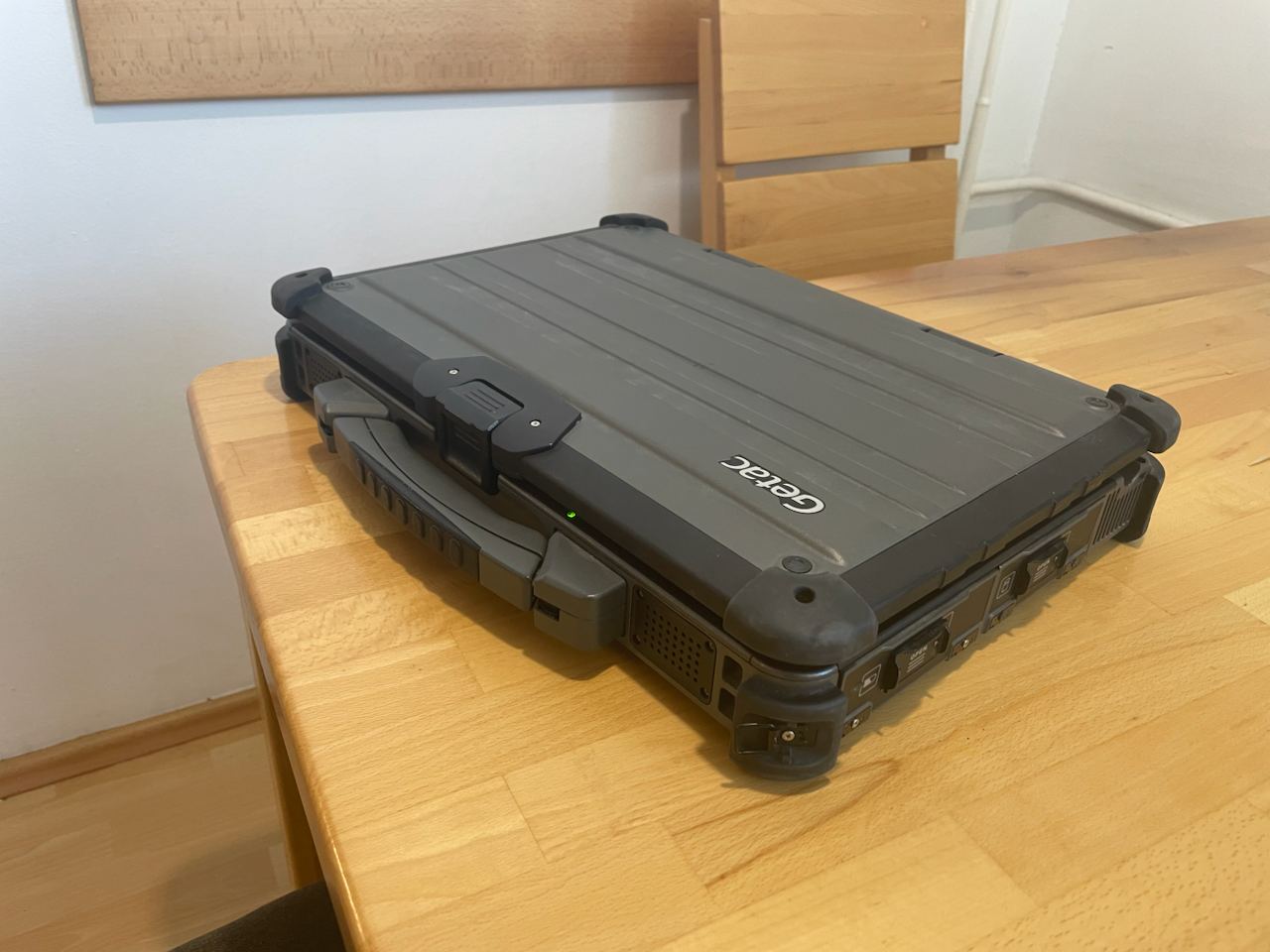 Продаю защищённый ноутбук Getac X500G3 8